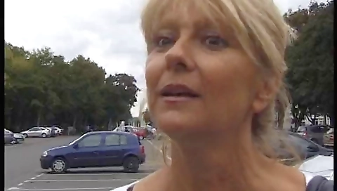 Horny MILF fucked and banged in her wet aged pussy